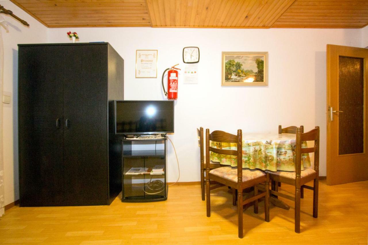 Zeleni Apartma Zrece Bagian luar foto